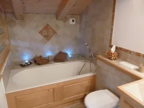 CHALET LE SOLARET 4*   VUE SUR LE MT BLANC MEGEVE\n\n Séjour familial 9 personnes - Image 4