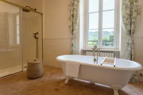 Bastide of the Rose Comtesse Luxury in Provence - Image 4