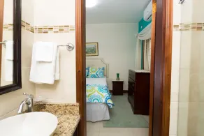 New Kingston Guest Apartment at Inglaterra III - Image 4