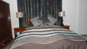 Hostal Bella Lago - Image 4