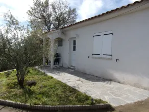 Maisonnette 60m² between sea and mountainsPool 3 h / day - Image 4