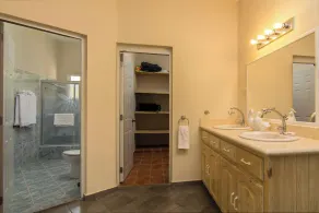 Ocean view, large pool, waterfall, cinema, gym, near the beach, STAFF INCLUDED. - Image 4