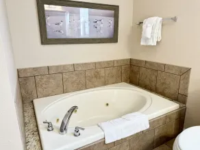Wohnung mit Pool, Grill und Whirlpool - Image 3