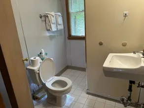 Three bedroom cottage in Point Beach area of Egg Harbor - Image 3