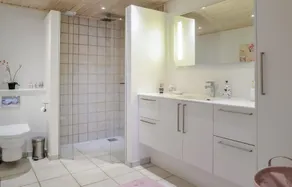 Stunning Home In Esbjerg V With Wifi - Image 4