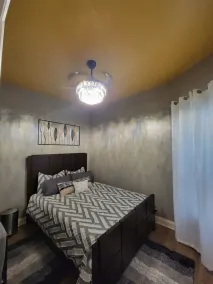 Luxury Boutique Style 1 Bdrm Condo in Downtown Location - Image 5