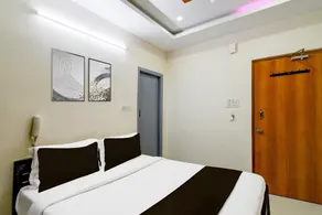 Deluxe sri Balaji Luxary Rooms - Image 5