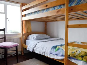 3 bedroom accommodation in Cynheidre, near Llanelli - Image 4