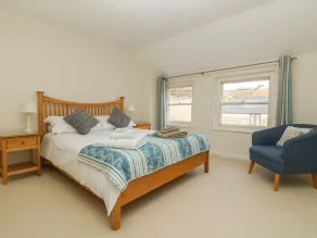 KERNYK, character holiday cottage, with a garden in Perranuthnoe - Image 3