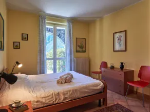 Smuk lejlighed for 4 personer med WIFI, pool, TV, terrasse og kæledyr tilladt - Image 4