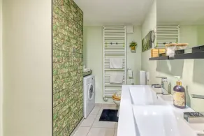 Rozi's Riverside Cottage - Happy Rentals - Image 3