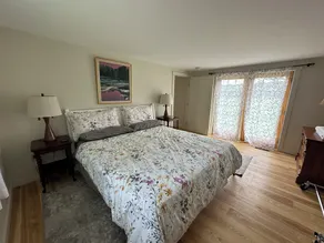 Classic, cozy farmhouse in the 4 season playground of VT's prettiest town! - Image 4