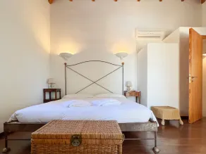 Finca for 9 people, completely peaceful location, private pool, A/C, Wi-Fi - Image 2