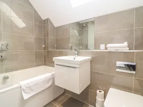 9 Windrush Heights - Image 5