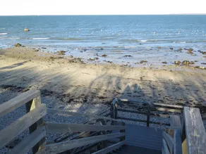 Large heated pool, games room, private bay beach access, gardens, kid-friendly - Image 4