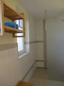 Appartamento trilocale fino a 4 pers. + 1 bambino fino a 7 anni - escl. App. Groyne, camino, Wi-Fi, 250 metri dalla spiaggia, Waschm. - Image 4