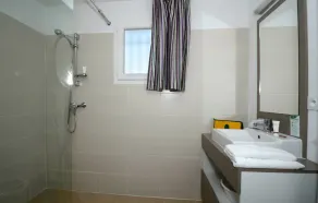 Appartement Cosy dans un Joli Village | Piscine - Image 4