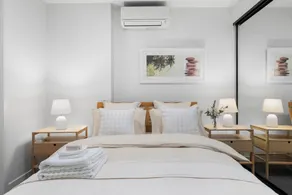Elegant 2-Bedroom, 2-Bathroom Apartment at Caulfield Park with Balcony & Parking - Image 5