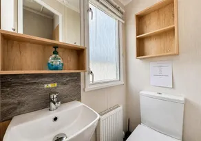 Modern Caravan At Caldecott Hall With Decking In Norfolk, Sleeps 8 Ref 91068C - Image 5
