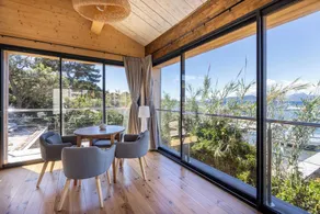 Le Lodge - Pieds dans l'eau - Romantique & Unique - Sea and Mountain Pleasure - Image 5