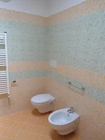 Villa in Vieste 150 m from the sea and from the beach with veranda and garden. - Image 4