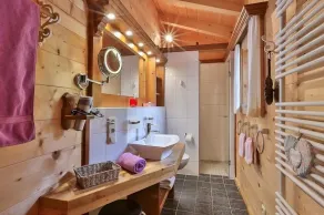 Appartement avec barbecue et terrasse | Vue montagne - Image 2