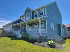 King's Landing - Water View Home with heated pool, quiet area, centrally located - Image 5