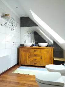 Family home- Charm of the countryside and  the wildness of the Ocean. - Image 2