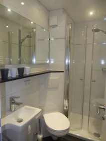 Pure relaxation right on the beach, swimming pool and sauna, Up to date - Image 3
