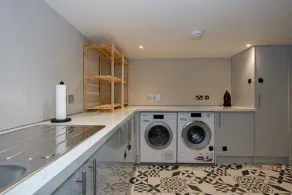 Tranquil Apartment in Merseyside - Image 2