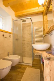 wonderful hut on the edge of the woods in Valle di Ledro for total relaxation - Image 2