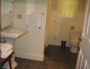 Malerisk Cottage, Closse til Center Of Wolfeboro - Image 2