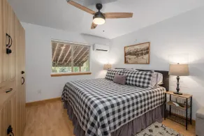 Raven Haven Lodge by NW Comfy Cabins - Image 2