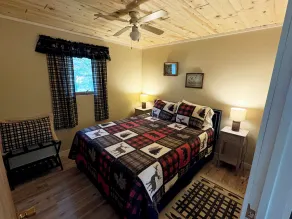 Cozy lakefront home on Dowling Lake, Superior WI. Private dock w/Kayaks. - Image 4