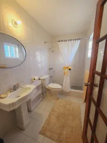Upscale, Large country estate overlooking Spring Valley & the Caribbean Sea - Image 2