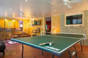 Six-Bedroom Family Retreat - Image 3