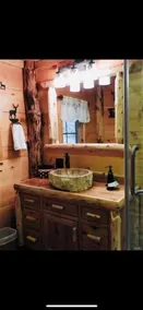Luxury Spa Cabin by the Creek w Hot Tub, Luxury Spa Cabin by the Creek w/ Hot Tub - Image 4