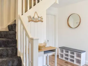 Spacious and modern 4 bedroomed detached house with panoramic views - Image 2