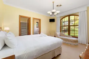 Elcott House ~ Carrickalinga - Charming Country Haven Metres from the Surf - Image 5