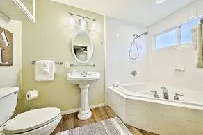 Spectacular 5 Bedroom Balboa Beach House - Image 3