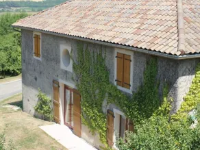 Charming 3-Bed Gîte with Fireplace, Garage, and Sunlit Terrace in Brixey-aux-Chanoines - Image 5