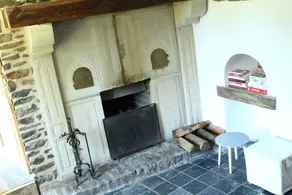 Beautiful old farmhouse, completely modernized - Image 2