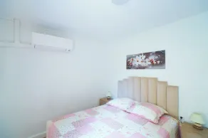 Appartement du Forum,La gare, 50 m2 , Climatisation, Garage, Cour - Image 5