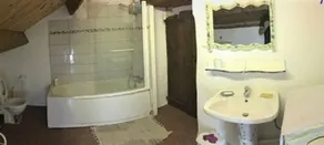 Maison Avec Jardin Dans Village, Proche de la Base Nautique - Image 2