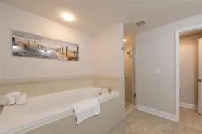 Panoramablick! Luxuswohnung im 10. Stock im Sanibel Condominium #1001 - Image 3