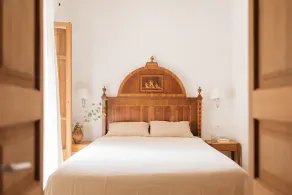 Fully renovated manor house in the heart of Deia - Image 4