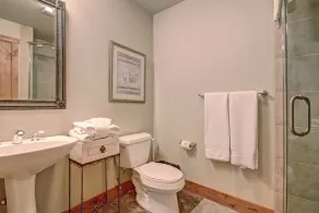 18 Autumn Brook 4 Bedroom Townhouse by RedAwning - Image 5
