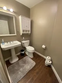 Beautiful home in South Anchorage - Image 5