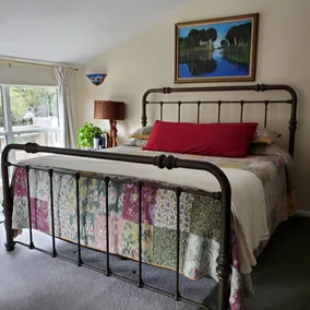 Waterfront open floor plan cottage on the scenic Aucilla River. - Image 3