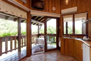 Kleines Ferienhaus mit Pool in der Nähe des Meeres - Image 4